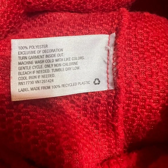 Christmas sweater w sequined wreath size M - Picture 6 of 6